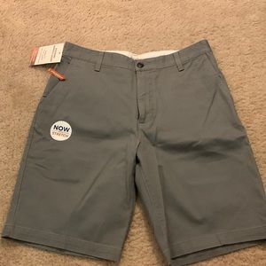 New Dockers 9 1/2” inch short